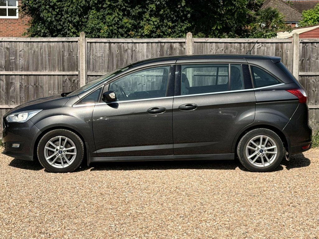 Ford Grand C-Max Grand Zetec Tdci White #11