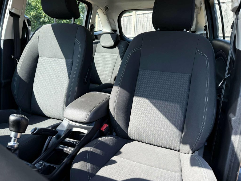 Ford Grand C-Max Grand Zetec Tdci White #30