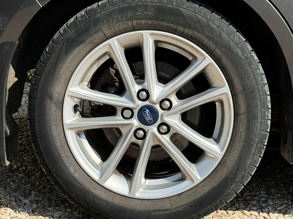 Ford Grand C-Max Grand Zetec Tdci White #26