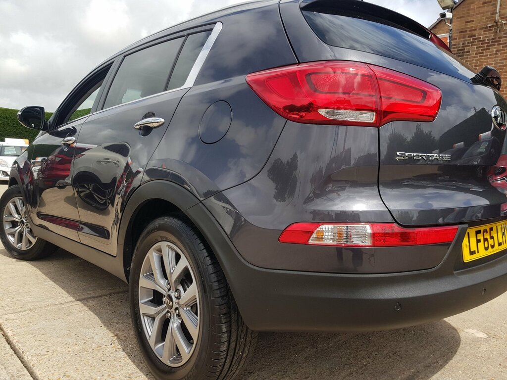 Kia Sportage 1.7 Crdi Ecodynamics 2 - Opening Panoramic Roof LF65LHY Silver #6
