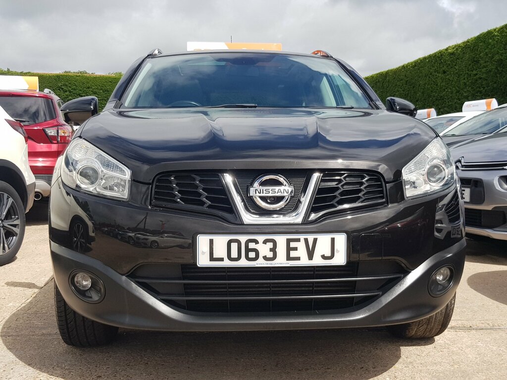 Nissan Qashqai Suv 1.5 Black #3