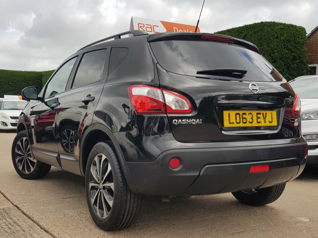 Nissan Qashqai Suv 1.5 Black #4