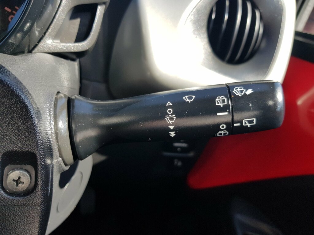 Peugeot 108 Active Silver #28