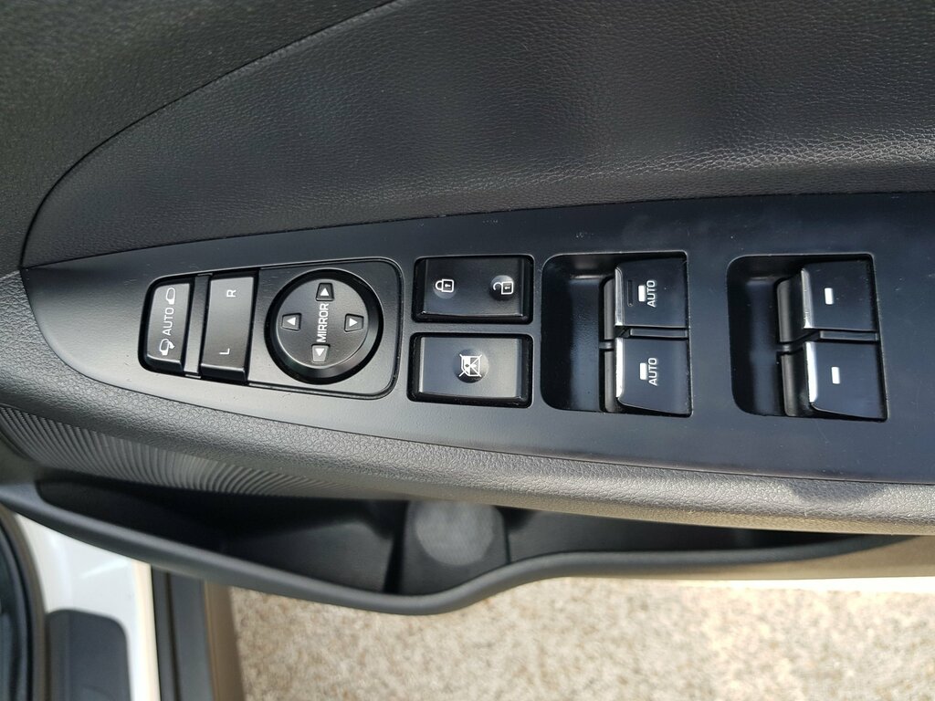 Hyundai Tucson Grey #25