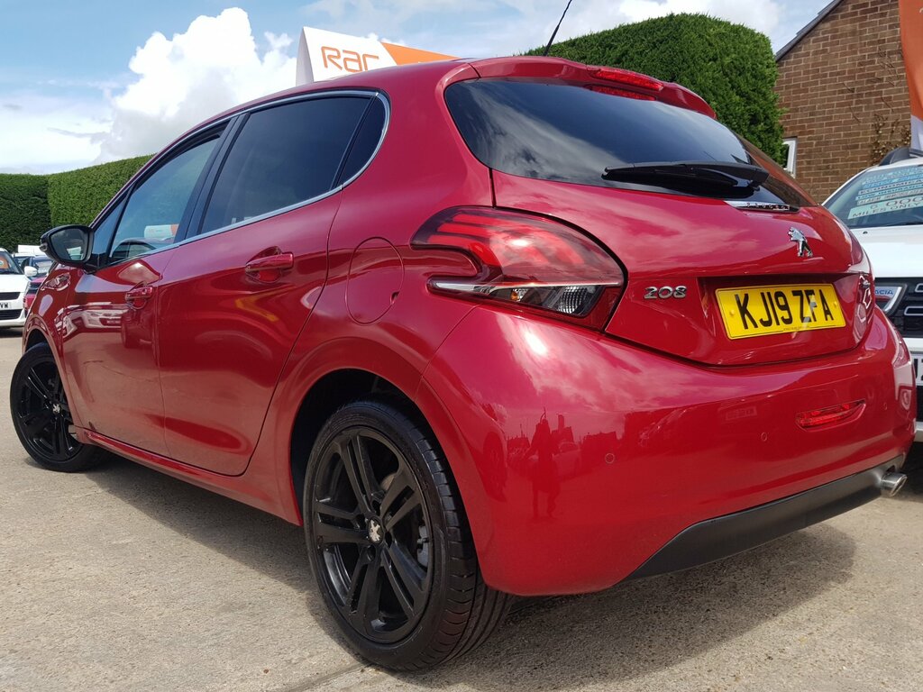 Peugeot 208 1.2 Gt-line - Sat Nav - Red #6