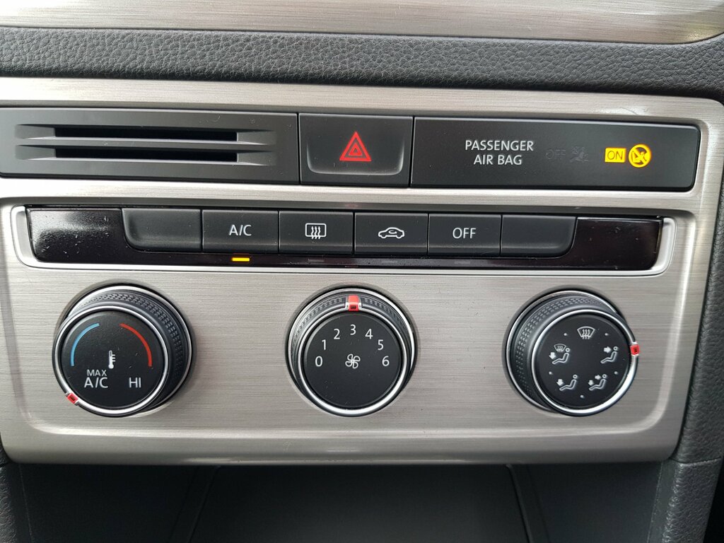 Volkswagen Golf SV Sv Se Tsi Grey #22