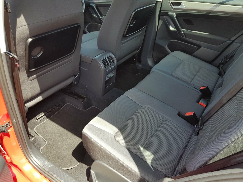 Volkswagen Golf SV Sv Se Tsi Grey #14