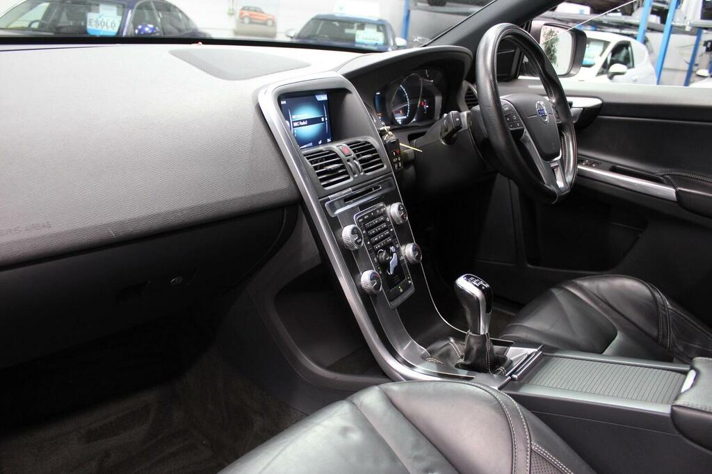Volvo XC60 Suv 2.0 D4 R-design Lux Nav Euro 6 Ss 2016 FP66SRZ Grey #4