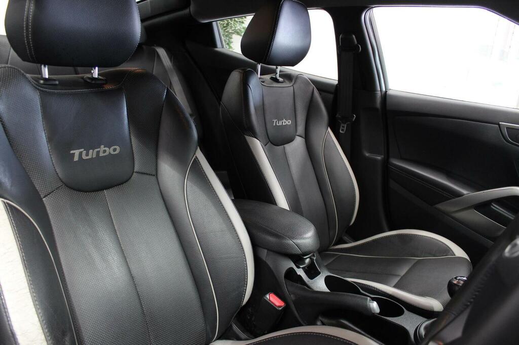 Hyundai Veloster Hatchback Silver #7