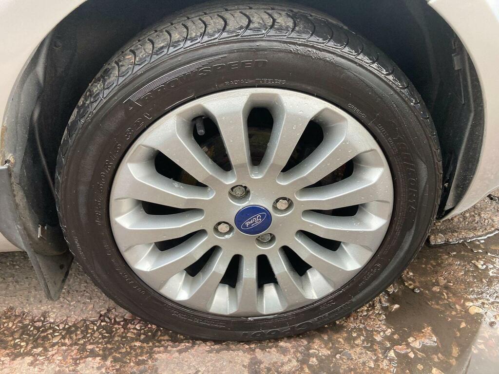 Ford KA Hatchback Blue #13