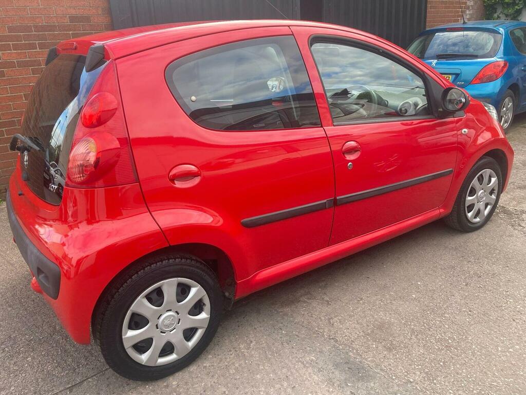 Peugeot 107 1.0 12V Urban Euro 5 Red #6