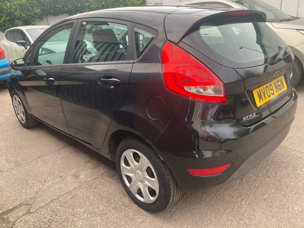 Ford Fiesta 1.25 Style 200909 MV09NGN Black #4