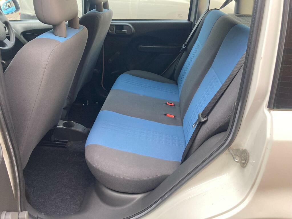 Fiat Panda 1.2 Active 5Str 69 Bhp White #9