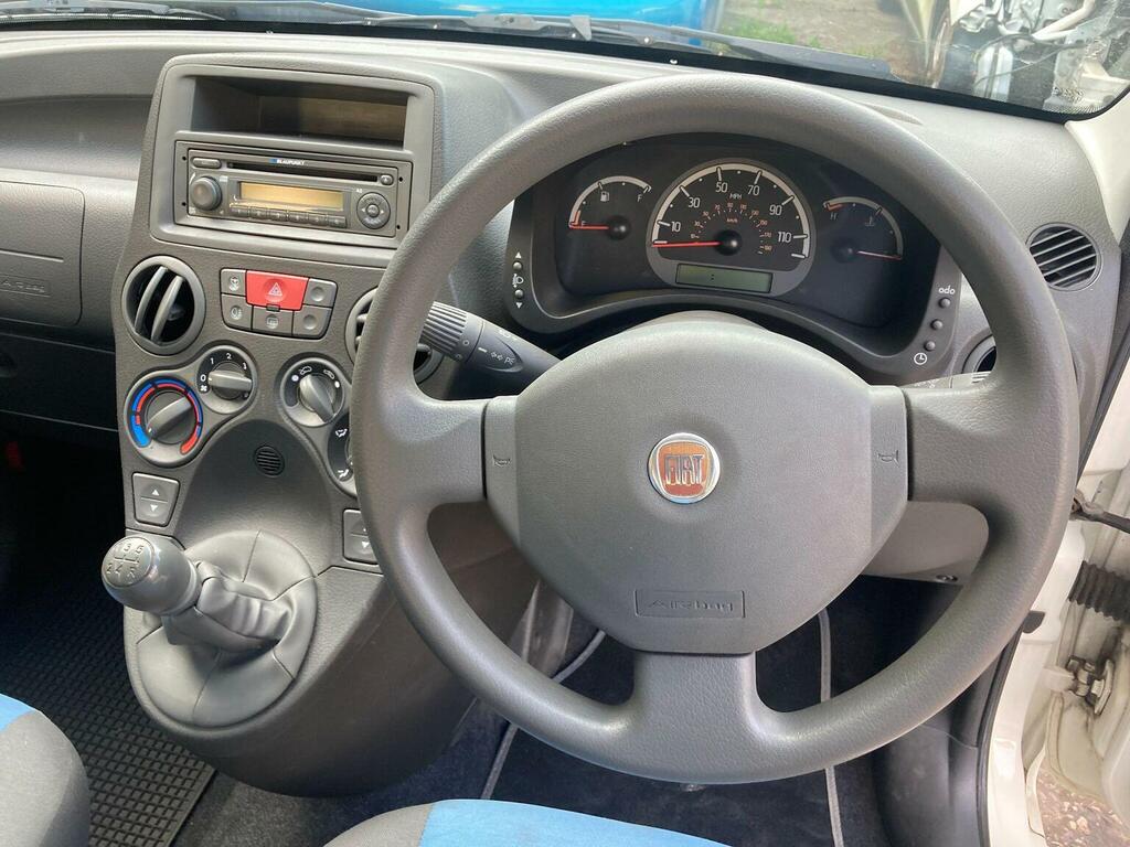 Fiat Panda 1.2 Active 5Str 69 Bhp White #19
