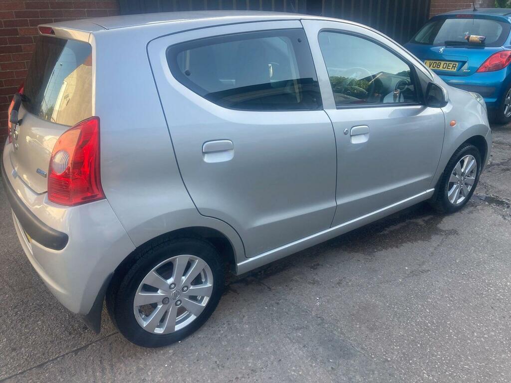Nissan Pixo 1.0 N-tec Euro 5 Silver #6