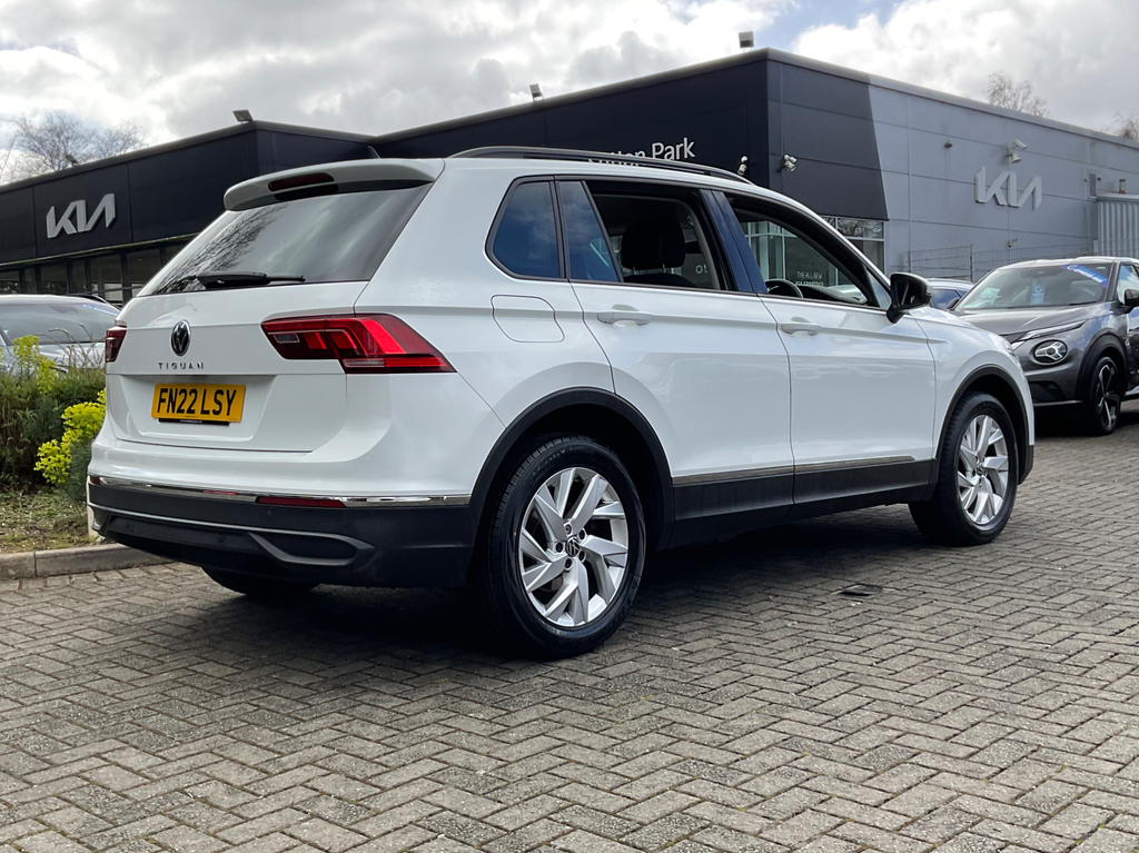 Volkswagen Tiguan 1.5 Tsi Life Suv FN22LSY  #6
