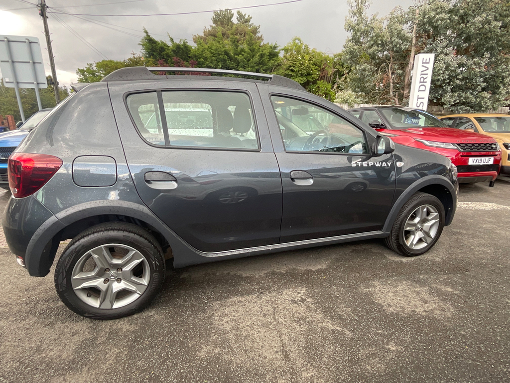 Dacia Sandero Stepway 0.9 Tce Comfort Hatchback BJ70WZM  #4