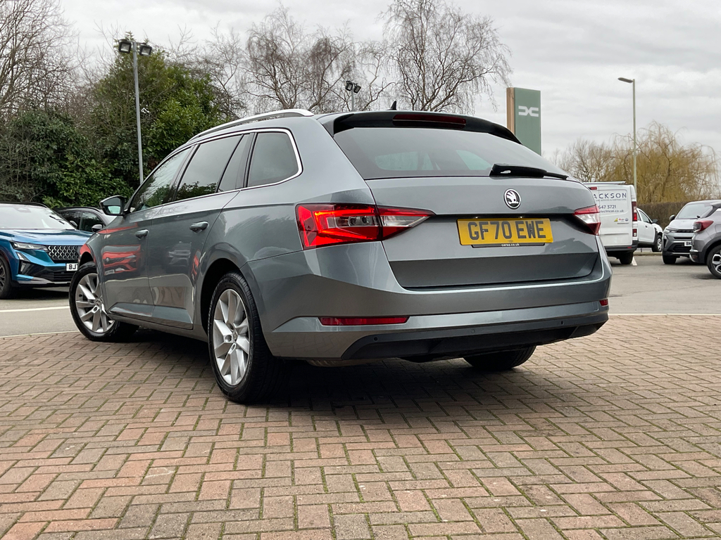 Skoda Superb 1.5 Tsi Act Se Technology Estate  #3