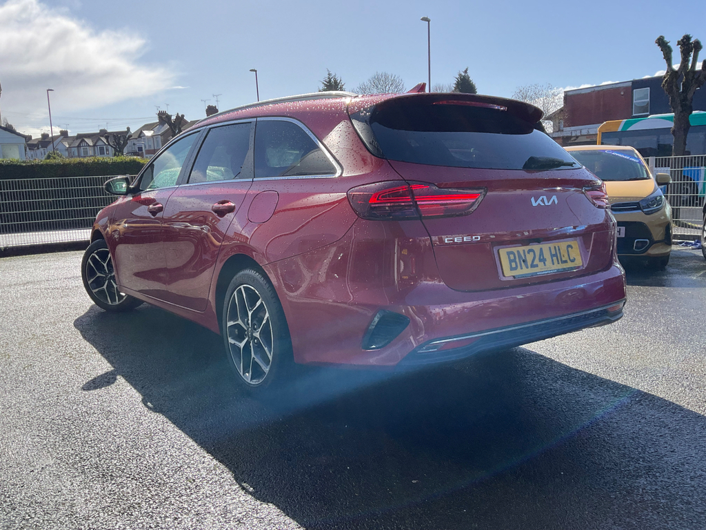 Kia Ceed 1.5 T Gdi 3 Sportswagon  #3