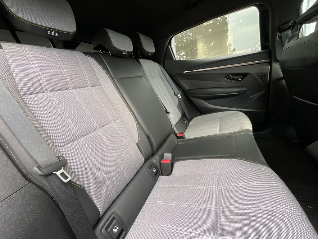 Renault Megane E-Tech Ev60 60Kwh Iconic Hatchback #6