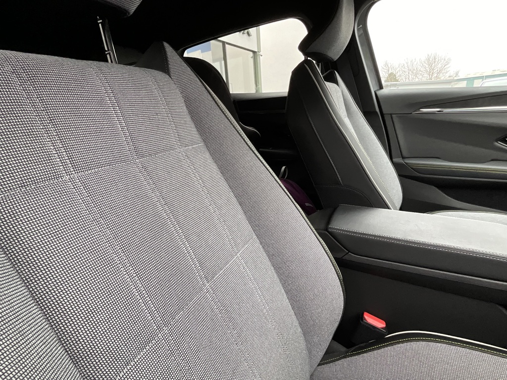 Renault Megane E-Tech Ev60 60Kwh Iconic Hatchback  #4