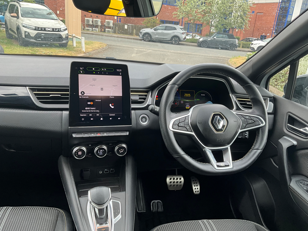 Renault Captur Engineered Black #12
