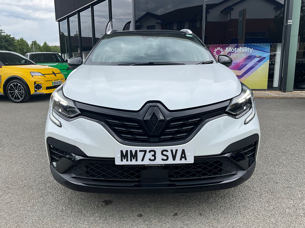 Renault Captur Engineered Black #11