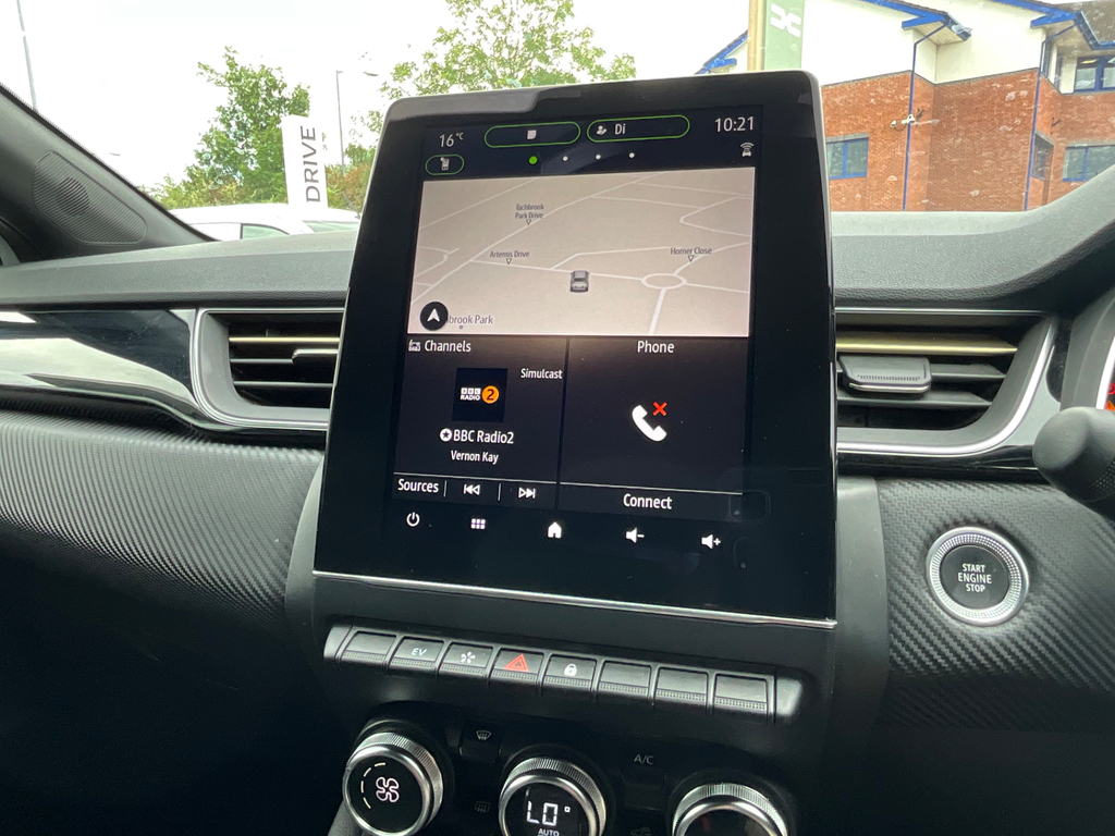 Renault Captur Engineered Black #19