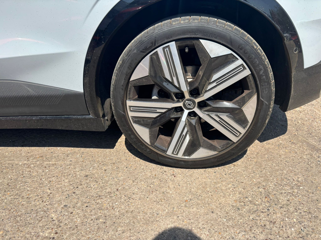 Renault Megane E-Tech Ev60 60Kwh Iconic Hatchback  #6