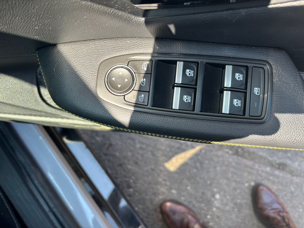 Renault Megane E-Tech Ev60 60Kwh Iconic Hatchback  #3