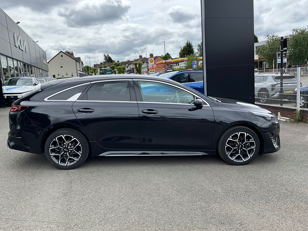 Kia Proceed 1.5 T Gdi Gt Line Shooting Brake  #4