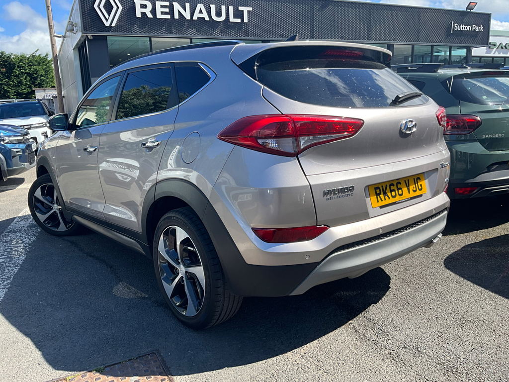Hyundai Tucson 2.0 Crdi Premium Se Suv 4Wd #2