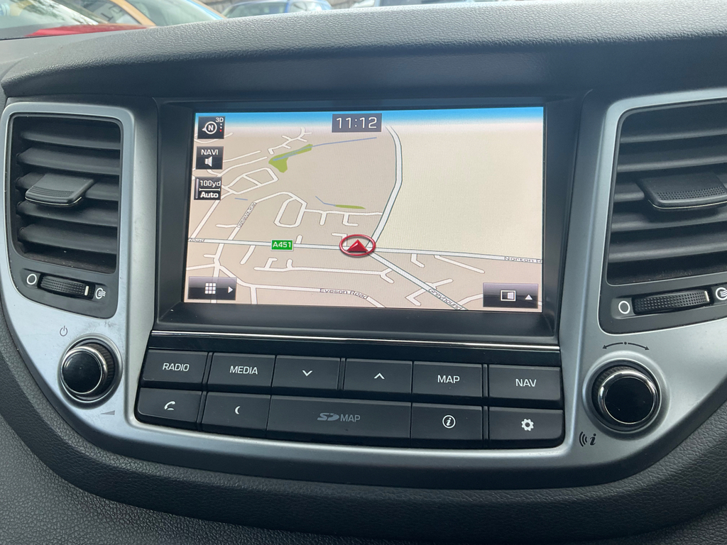 Hyundai Tucson S Beige #12