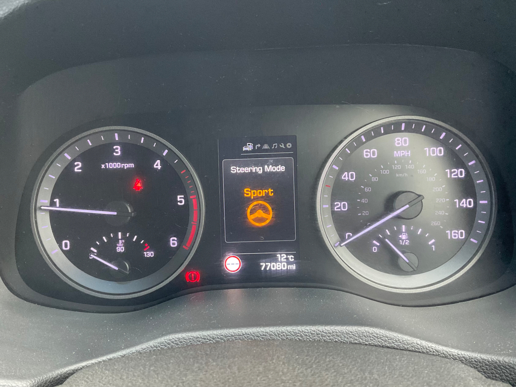 Hyundai Tucson S Beige #18