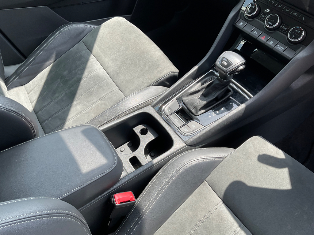 Skoda Karoq Edition Grey #34