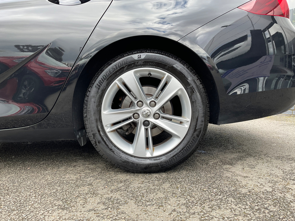 Vauxhall Insignia 1.5 Turbo D Se Nav Black #39