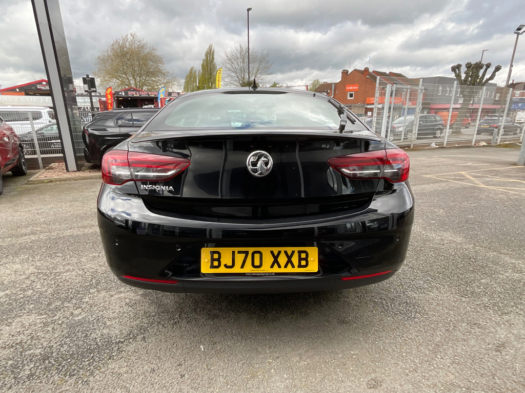 Vauxhall Insignia 1.5 Turbo D Se Nav Black #40