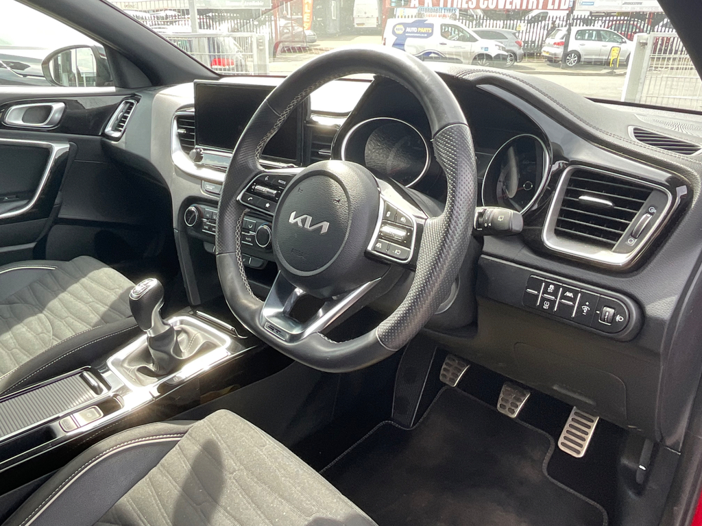 Kia Proceed 1.5 T Gdi Gt Line Shooting Brake #2