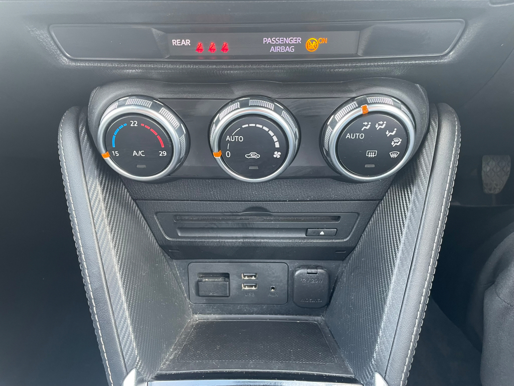 Mazda 2 Skyactiv G 75 Se-l Blue #26