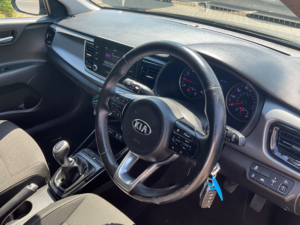 Kia RIO 1.0 T Gdi 2 Hatchback  #2
