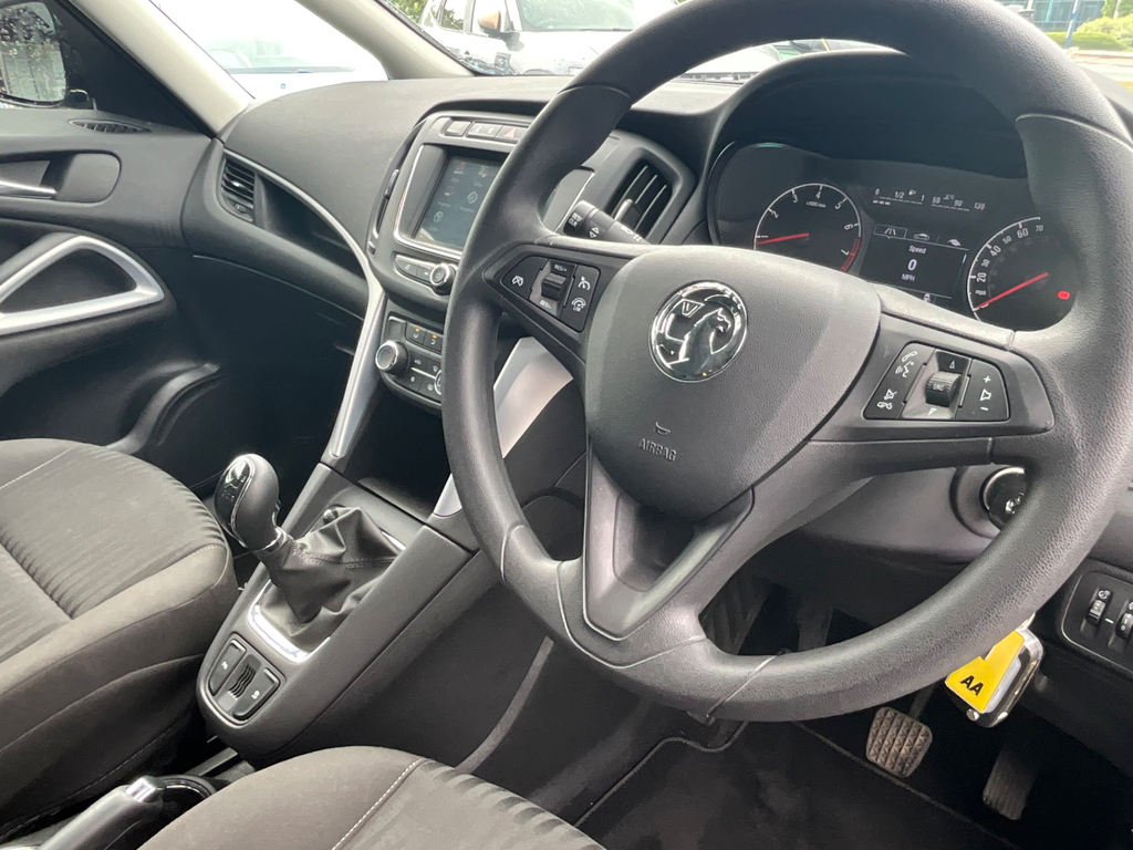 Vauxhall Zafira Tourer Sri Cdti Ss Red #25