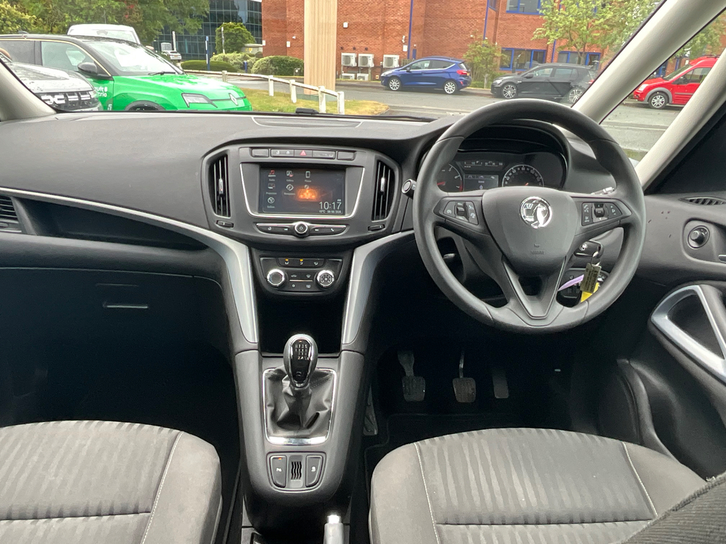 Vauxhall Zafira Tourer Sri Cdti Ss Red #38