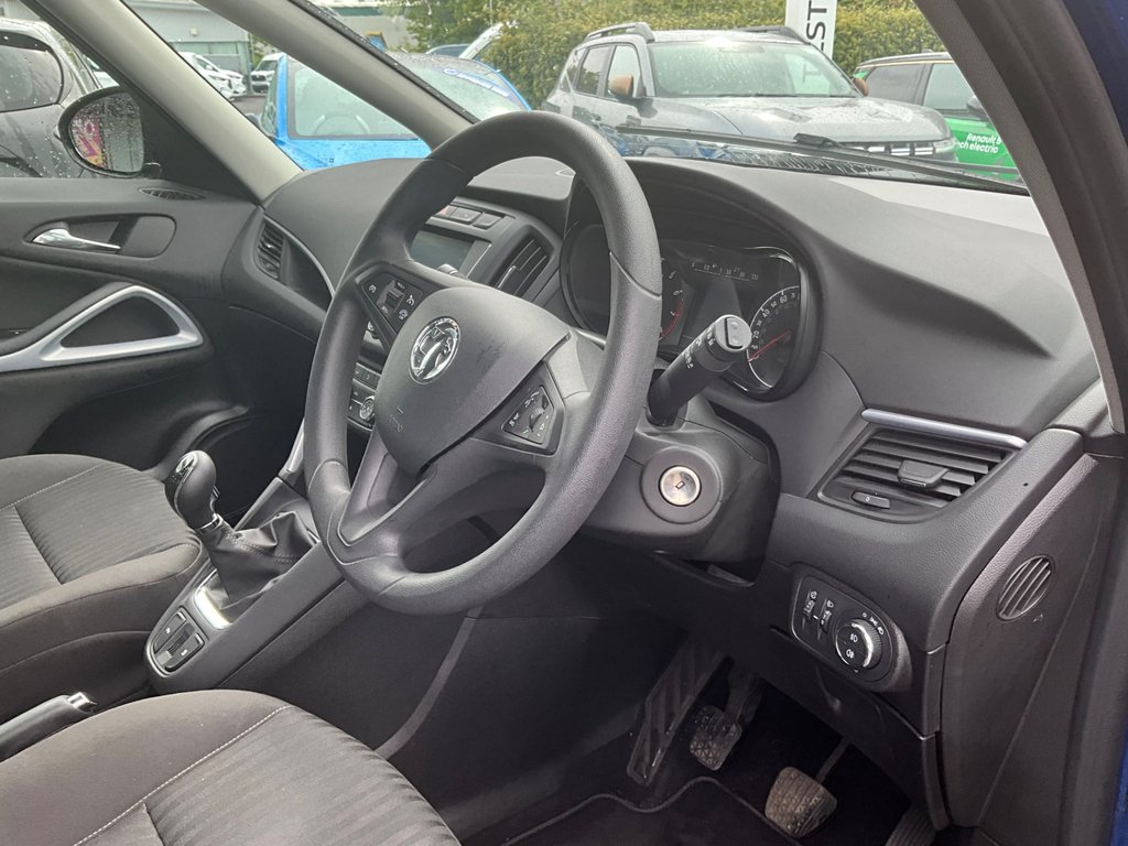 Vauxhall Zafira Tourer 1.4I Turbo Energy Mpv #2