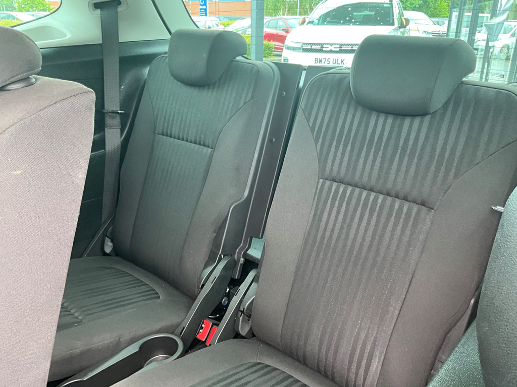 Vauxhall Zafira Tourer Sri Cdti Ss Red #32