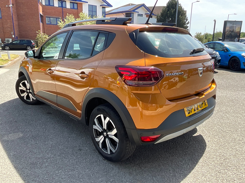 Dacia Sandero Stepway 1.0 Tce Prestige Hatchback  #2