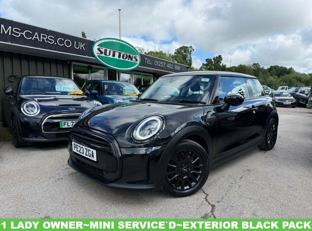 Mini Hatch 1.5L Cooper Classic Black