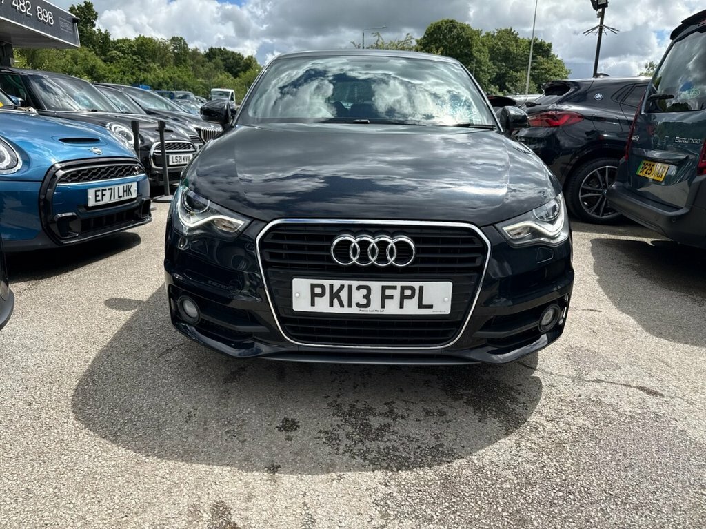 Audi A1 1L S Line Black #3