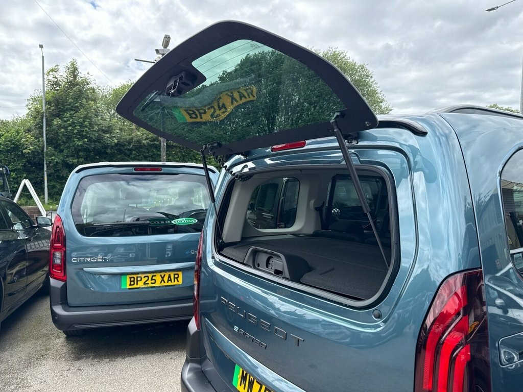 Peugeot e-Rifter Mpv Blue #6