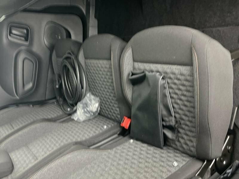 Peugeot e-Rifter Mpv Black #5