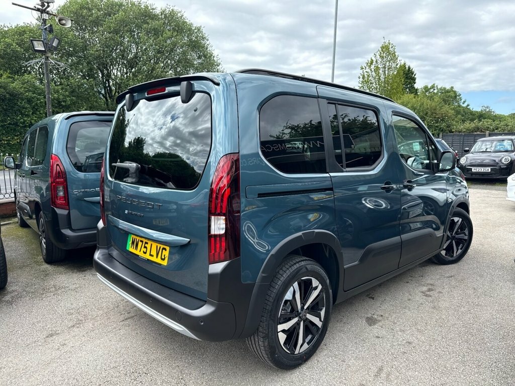 Peugeot e-Rifter Mpv Blue #5
